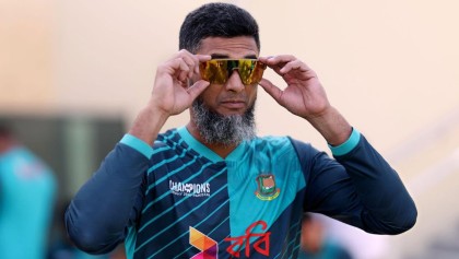 ম্যাচ রেফারিংয়ের আমন্ত্রণে সাড়া দিলেন না মাহমুদউল্লাহ, মনোযোগ ঘরোয়া ক্রিকেটে