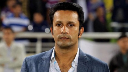 দেশি দক্ষ কিউরেটর রেখে বিদেশি আনায় ক্ষুব্ধ পাইলট