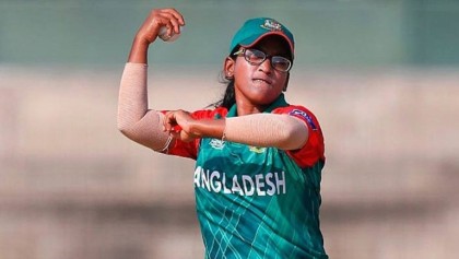 বিশ্বকাপের দল নিয়ে প্রশ্ন তুলেছেন রুমানা আহমেদ