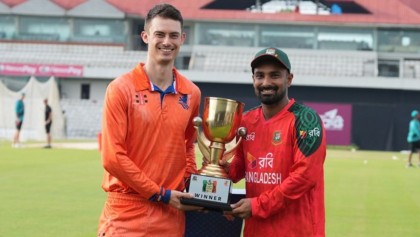 সাকিব-নাসুমকে একাদশে রেখে ফিল্ডিংয়ে বাংলাদেশ