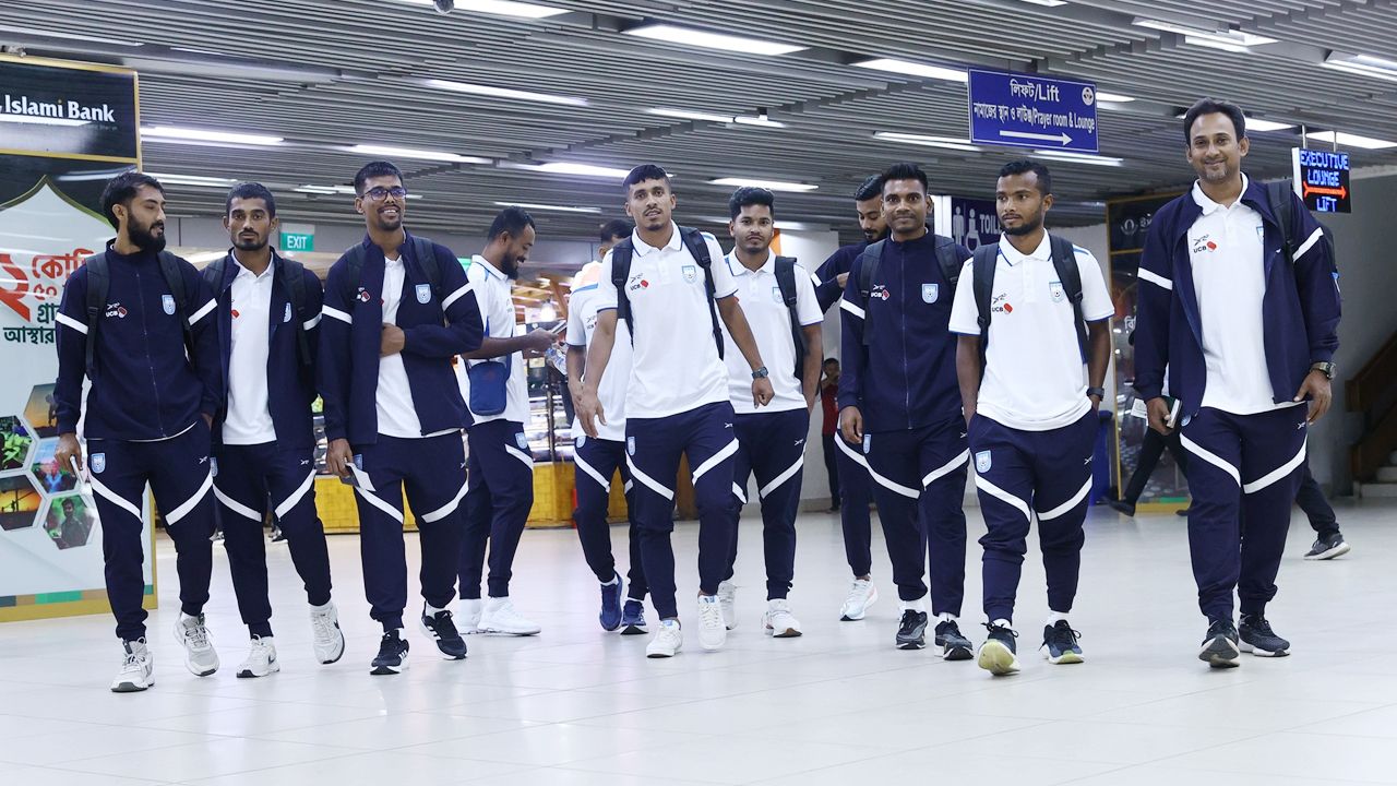 জামাল-তপুদের দেড়টার ফ্লাইট বিলম্ব হয়ে সাড়ে সাতটায়!