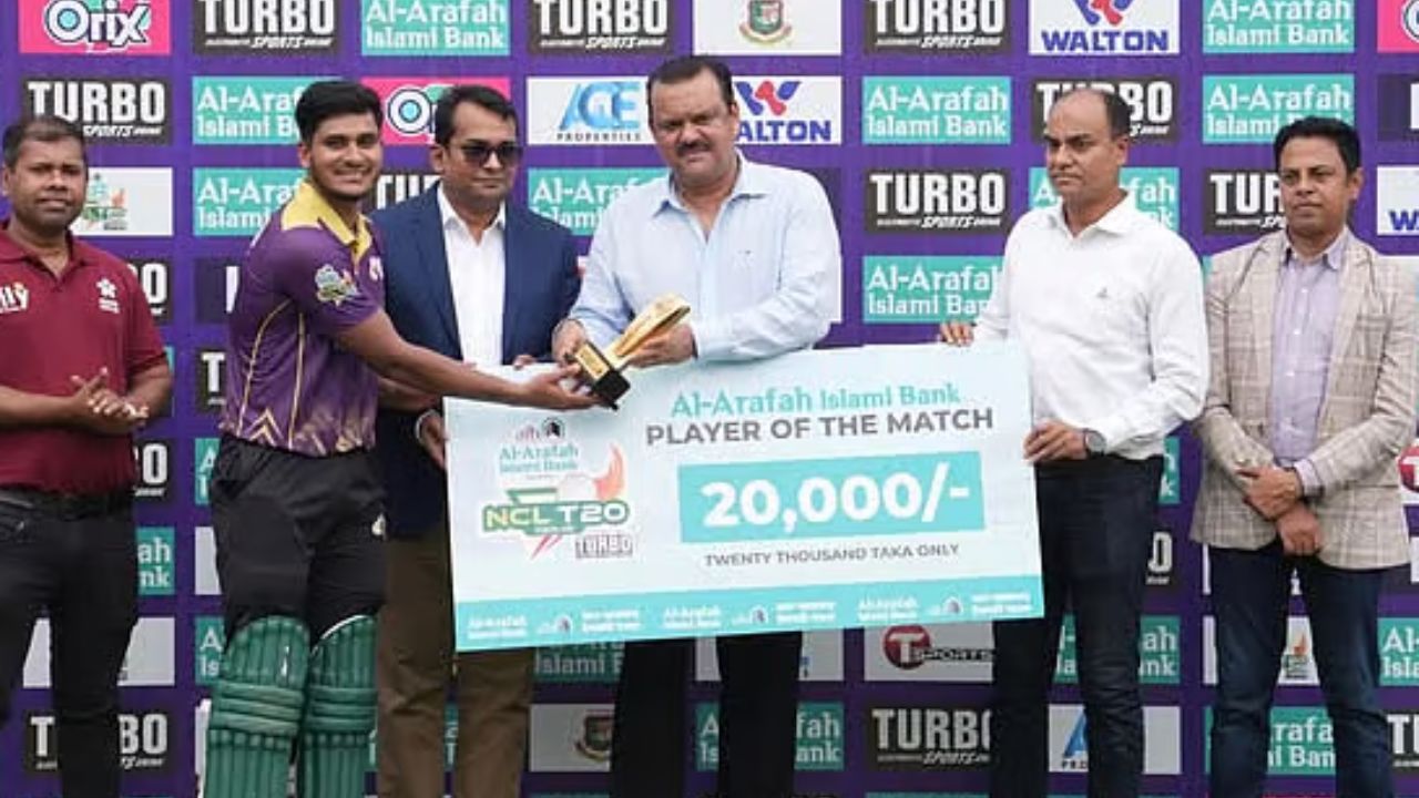 উদ্বোধনী ম্যাচে ২৭ বলেই জয়ের বন্দরে ঢাকা মেট্রো